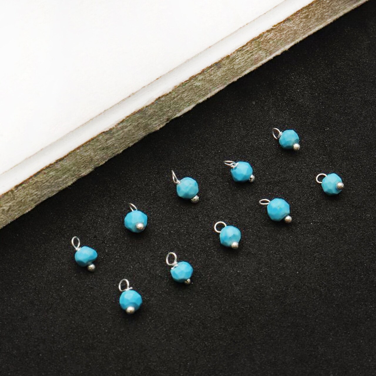 Rough Gemstone Charms, Round 6x4mm Natural Connector, Silver Plated Wire Wrapped, DIY Jewelry, 10pc Lot, GemMartUSA (50150)